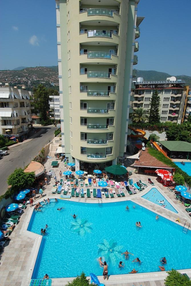 Okan Tower Apart Hotel Alanya Exteriér fotografie