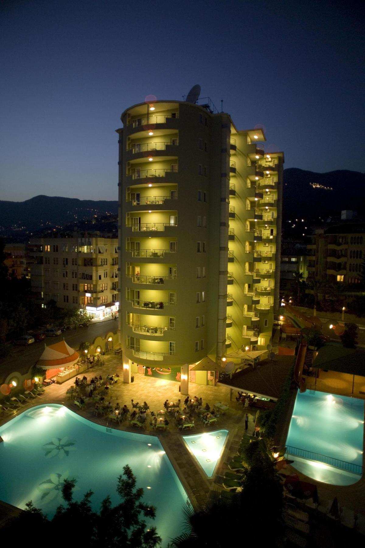Okan Tower Apart Hotel Alanya Exteriér fotografie